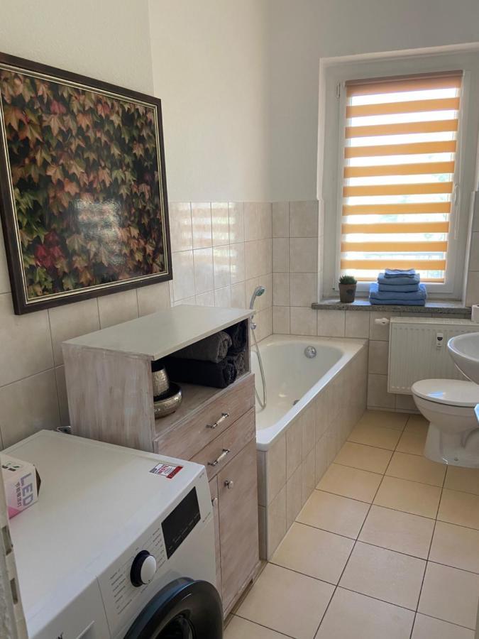 Schöne Ferienwohnung mit kostenlosem Parkplatz Cottbus Exterior foto